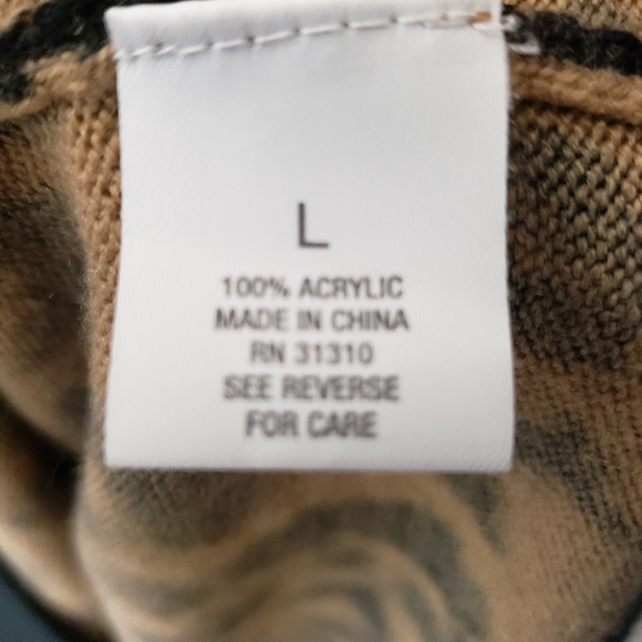 Roz & Ali Leopard Print Sweater Dress - Picture 15 of 15